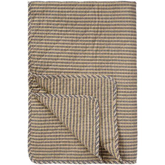 Quilt mit dunkelblauem Muster
