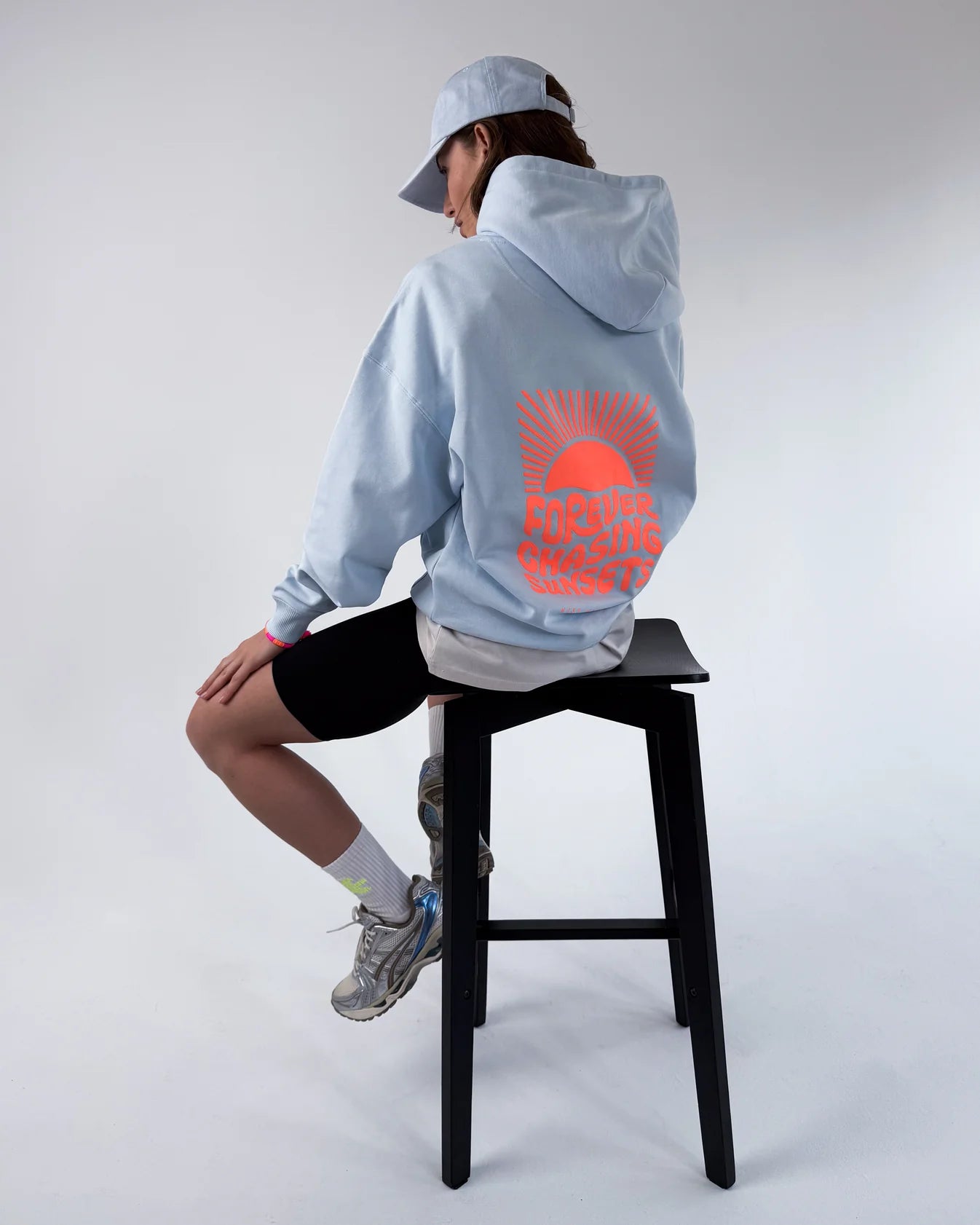 Hoodie Kiss my Neon- Chasing Sunsets