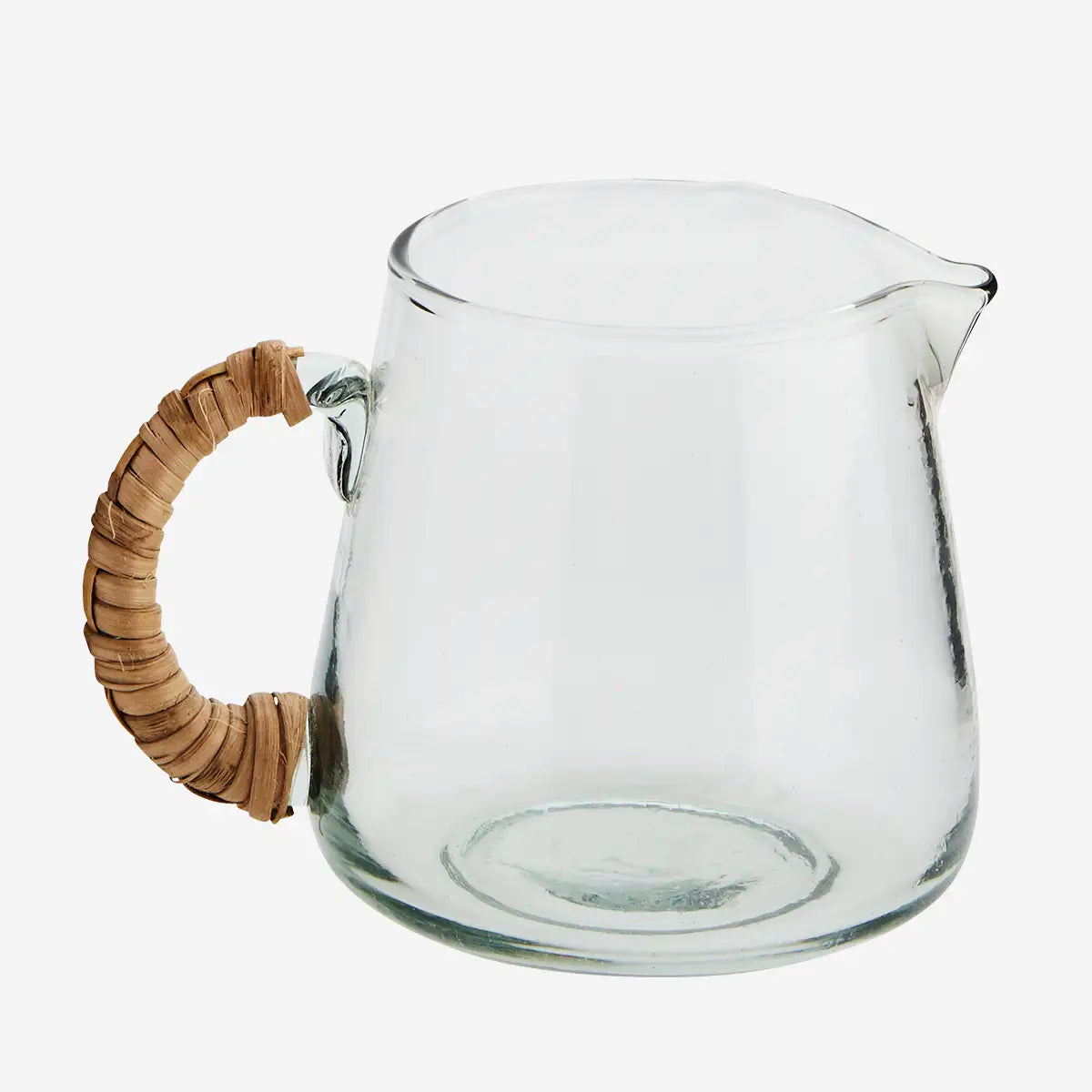 Glaskrug mit Bambusgriff